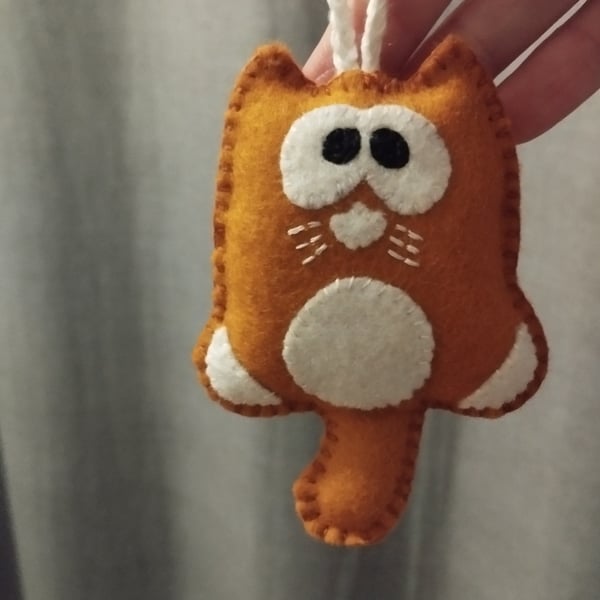Wool felt cat room decoration 