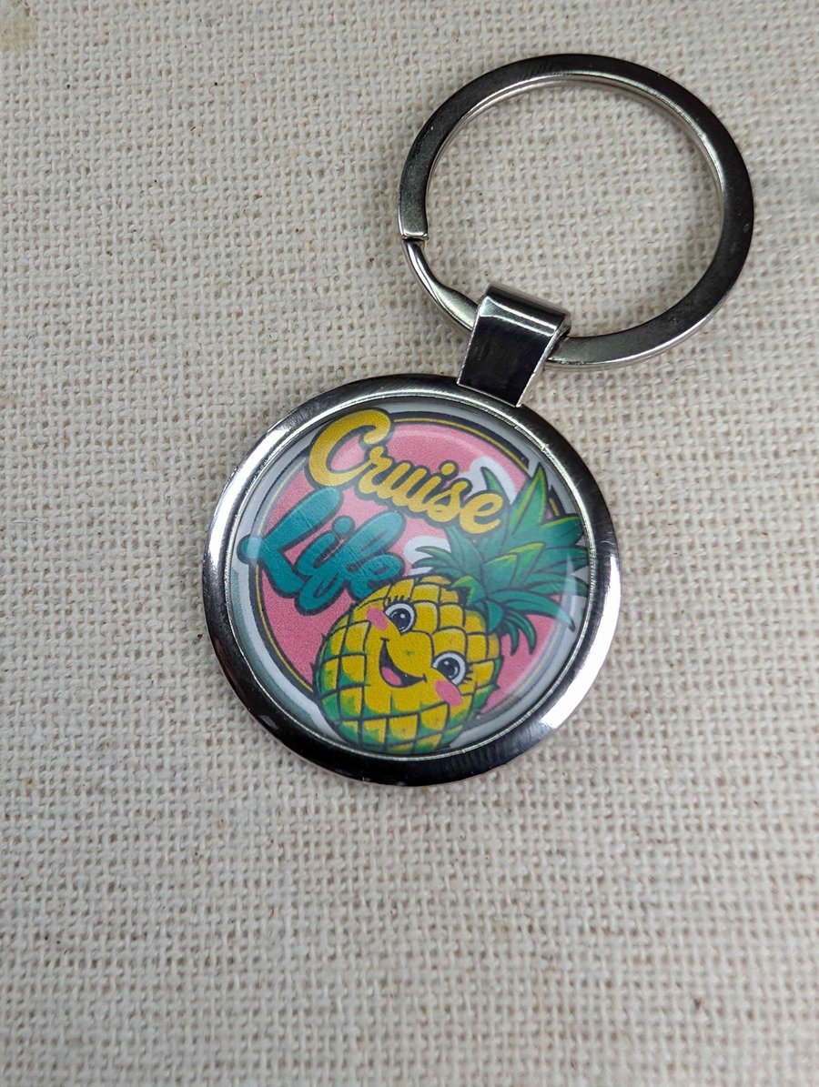 Cruise Life - Pineapple Keyring - Large Resin Topped Keychain