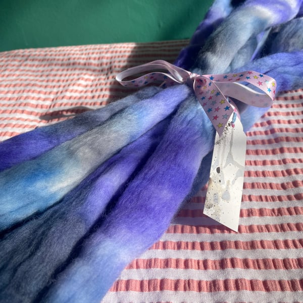 Dyed wool tops roving for spinning - 100g