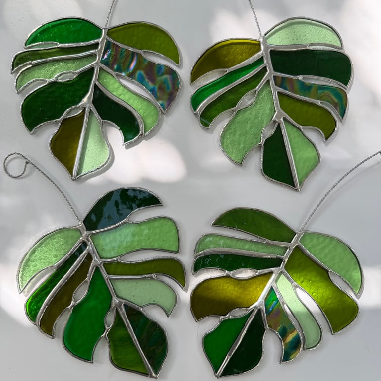 Stained Glass Swiss Cheese Plant Leaf Suncatchers - Handmade Hanging Decoration