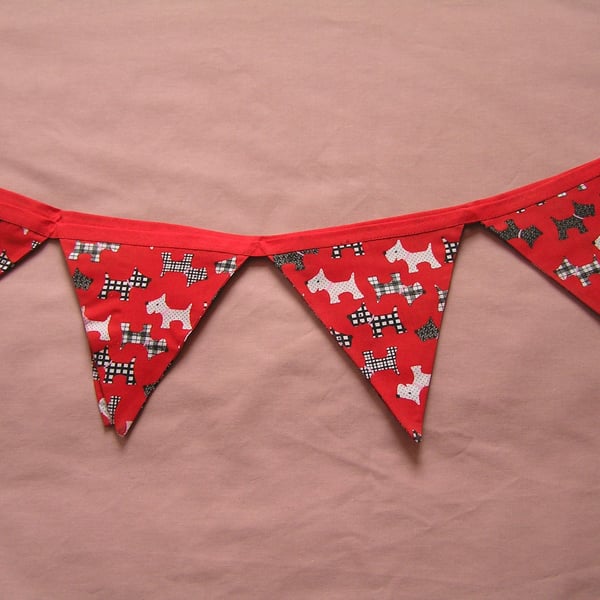 Red scottie dog bunting