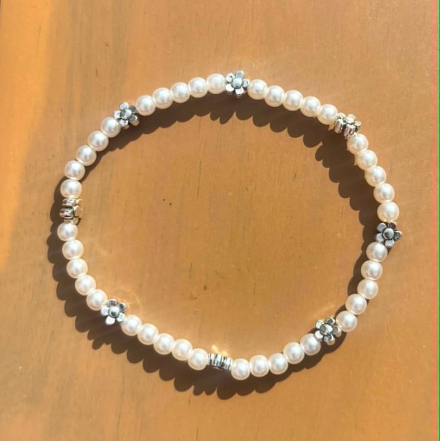 Handmade Small Pearl-Look Beaded Bracelet with Silver-Tone Accent