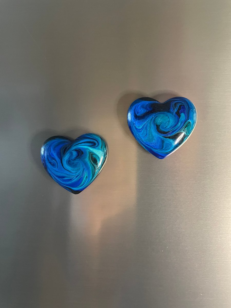 Blue swirl heart magnets