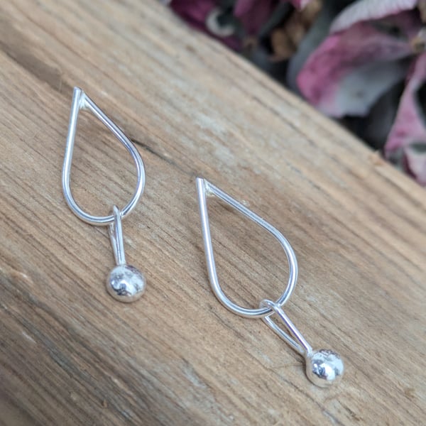 Sterling silver raindrop earrings 