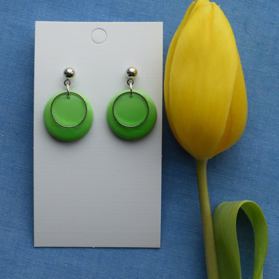 Small Circle Hoop Gradient Drop Earrings