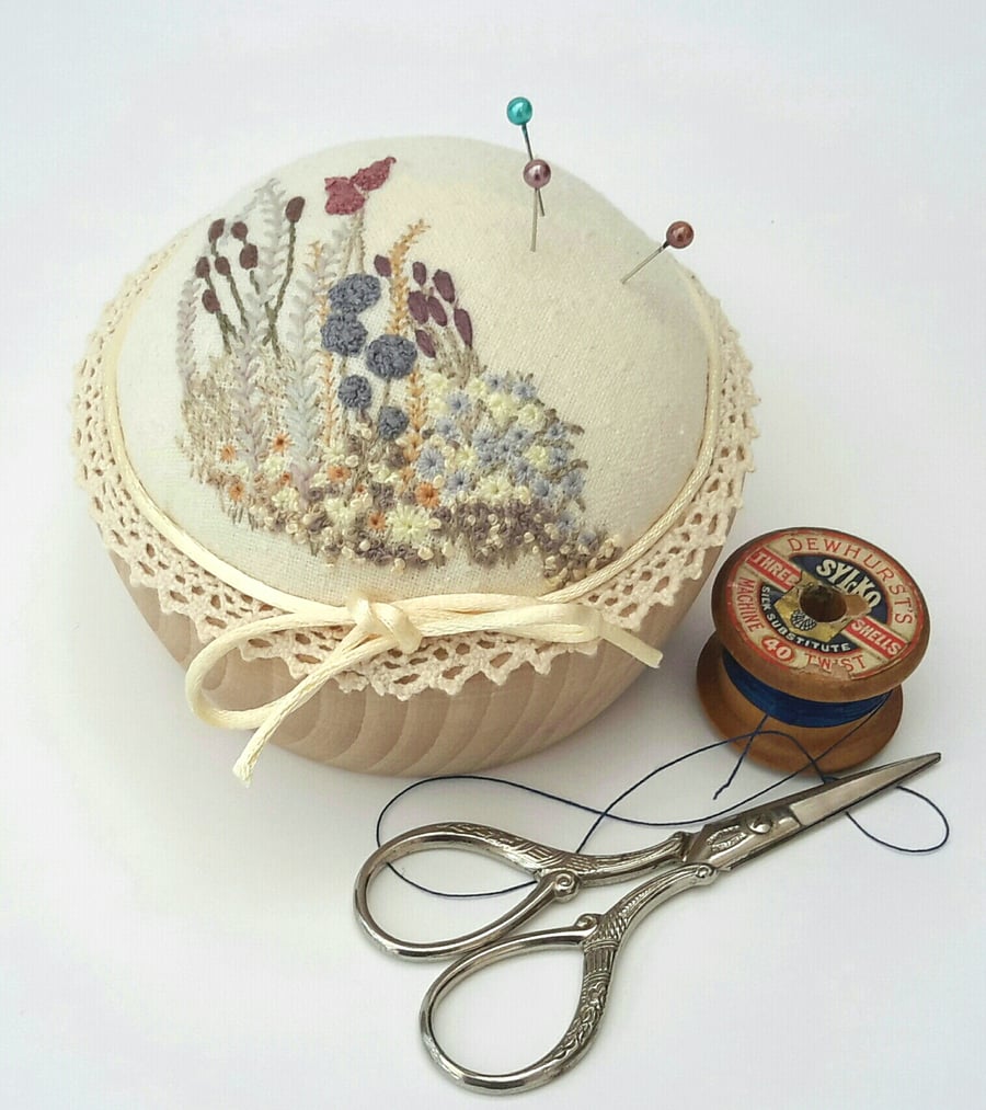 Hand Embroidered Pincushion, Cupcake Pin Cushion, Hand sewn Gift 