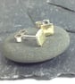 Tiny square stud earrings 18ct gold and silver - Image 4