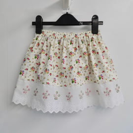 Summer skirt 3 to 4 years with matching hair bow cream pink