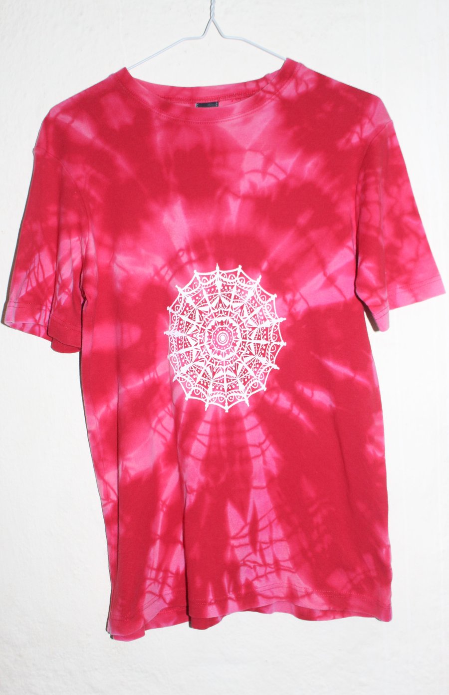 Mandala print T shirt, Unisex red target tie dye cotton top,size M,Eco clothing