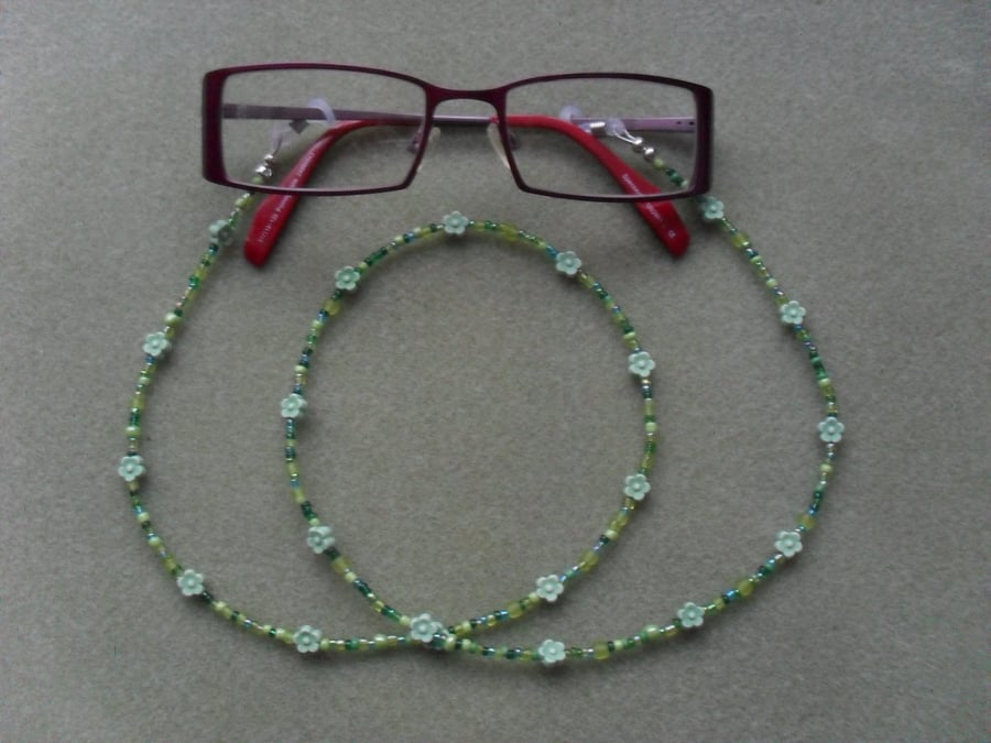 Spectacle Chain