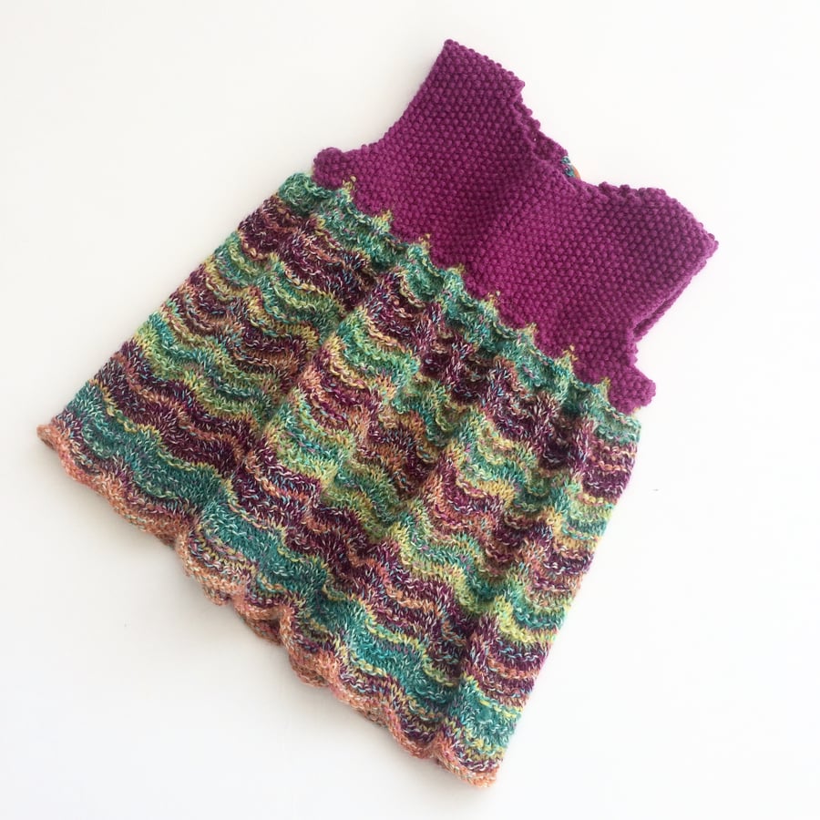 Sweet Pinafore baby knitting pattern 
