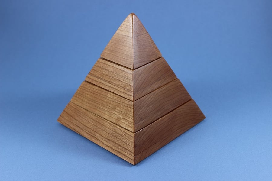 Pyramid Jewellery Box (WJB19)