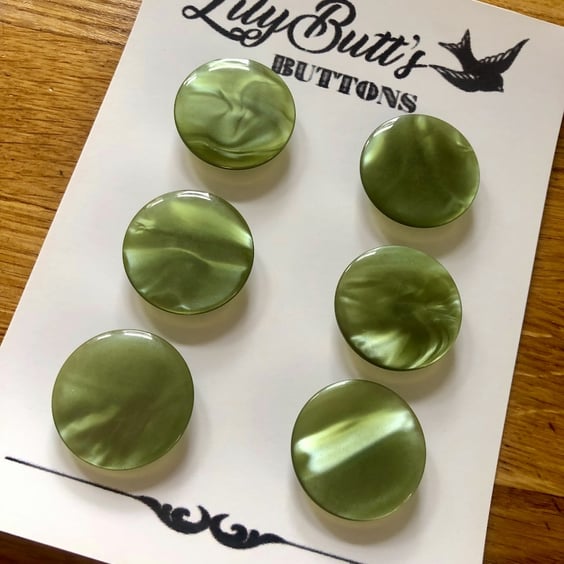 6 vintage Green Marbled Buttons - 28mm