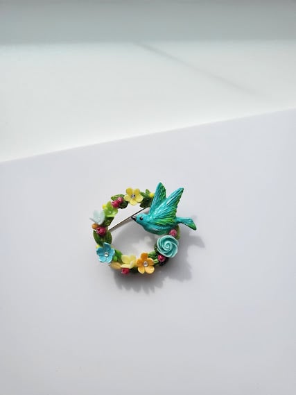 Handmade Polymer Clay Pin - The Hummingbird Wreath Brooch