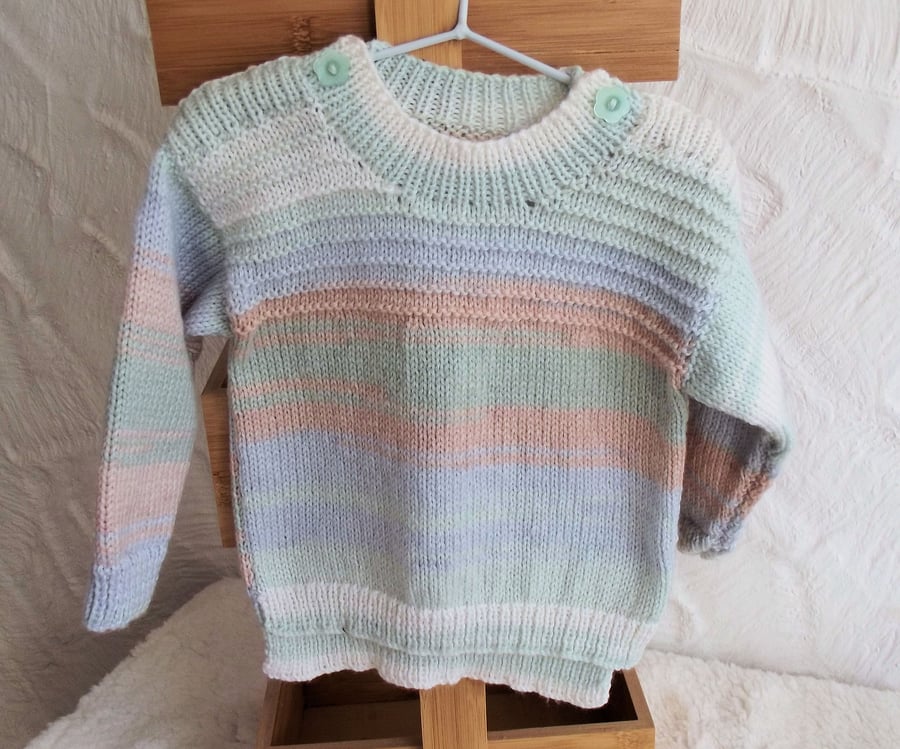 Babies Handknitted Jumper, Pastel Shades 12 to 18 months, hm81