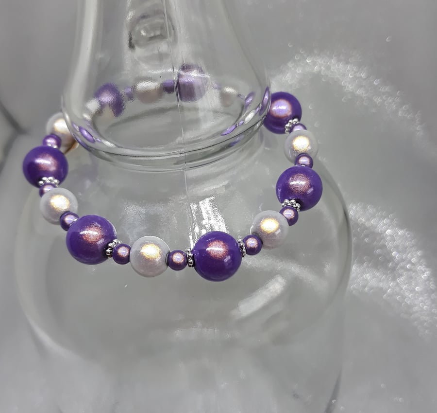 BR262 Shimmering purple and silver miracle beaded bracelet