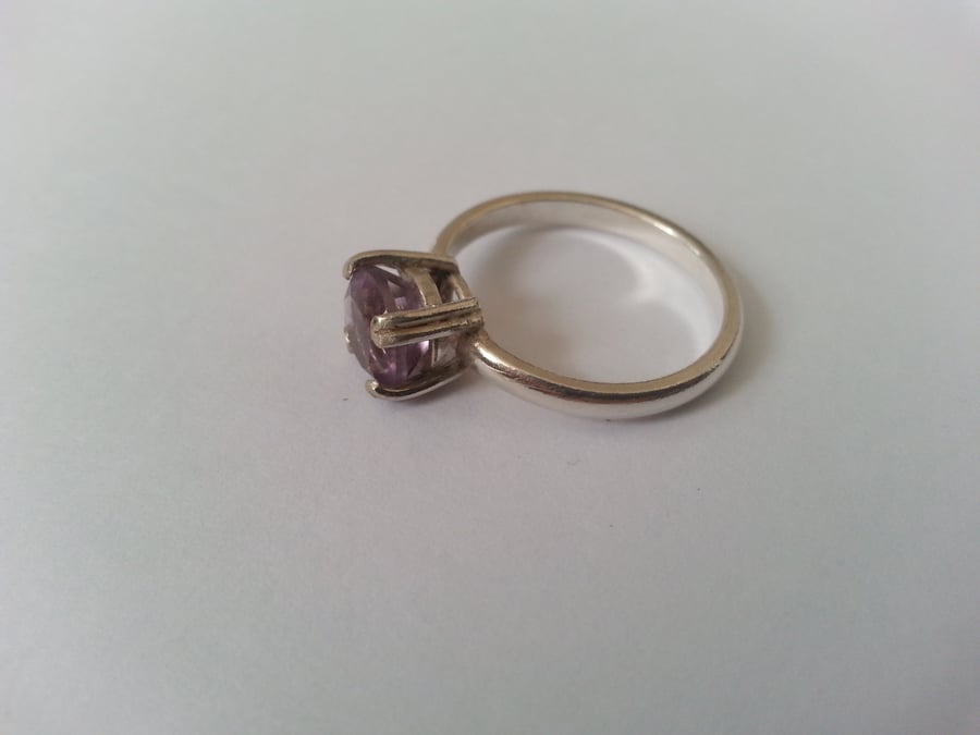 Amethyst bling ring
