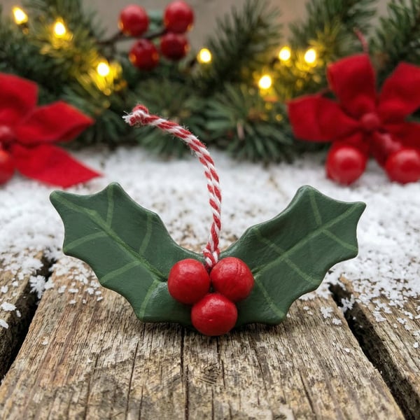 Handmade Air Dry Clay Holly & Berry Christmas Tree Decoration – Festive Rustic 