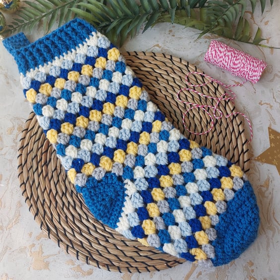 Crochet Christmas Stocking Granny Stripe 'Frosty Morning'