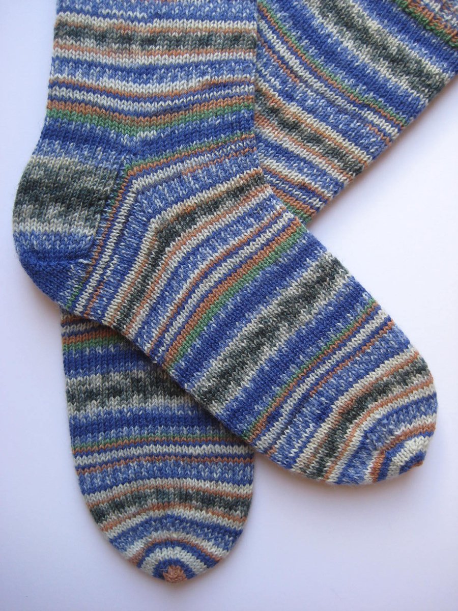 hand knit mens wool socks UK 9-11