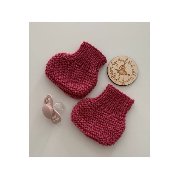 Made To Order Handknitted Clover Baby Boots 5 sizes. Any colour.