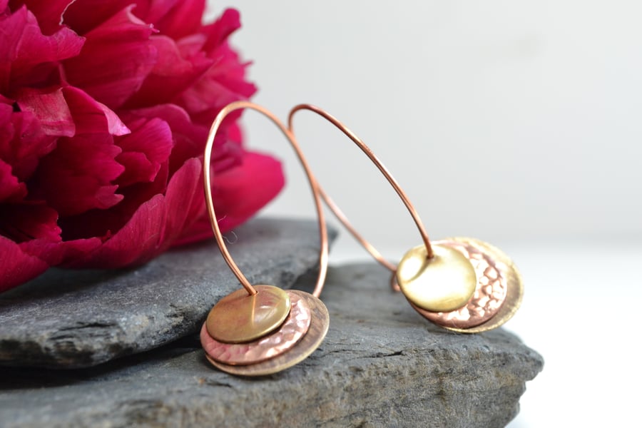 Copper and textures disk earrings