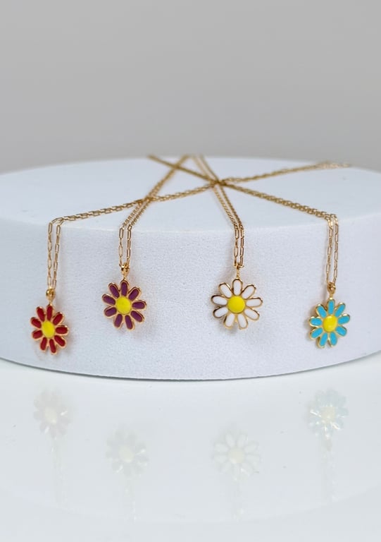Minimalist Daisy Necklace – Stainless Steel - Red, Lilac, White or Turquoise