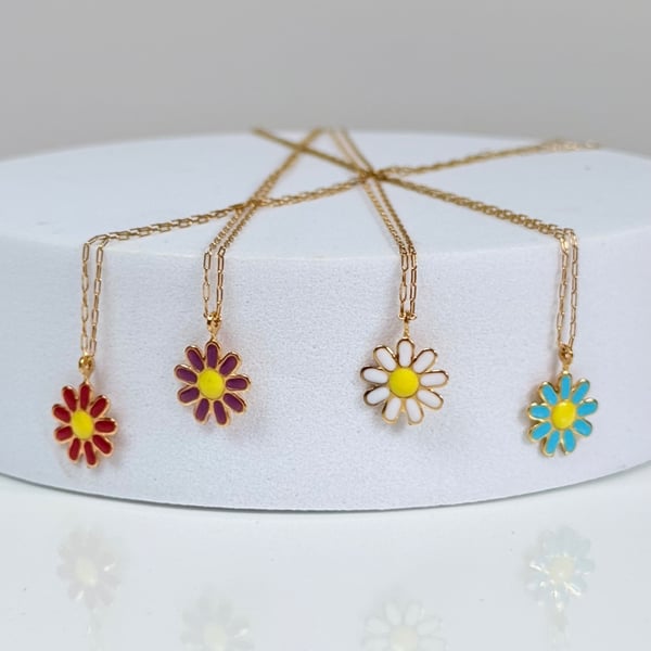 Minimalist Daisy Necklace – Stainless Steel - Red, Lilac, White or Turquoise