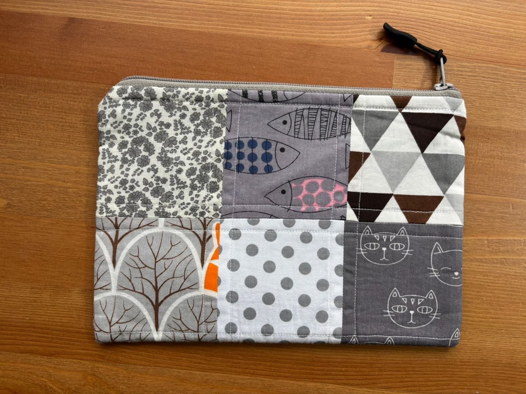 Patchwork Make up Bag in grey