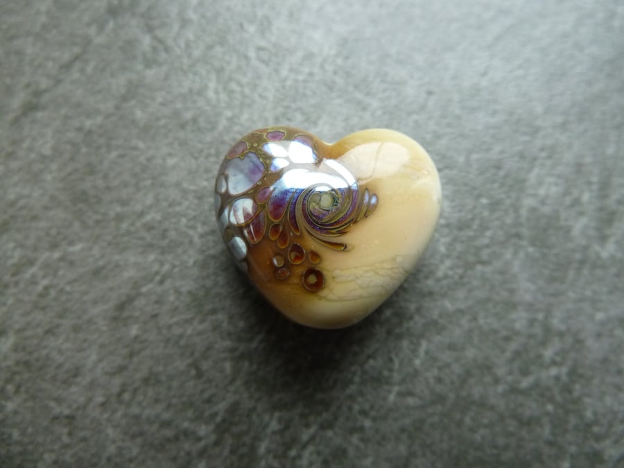 lampwork glass beads, ivory and silver heart 