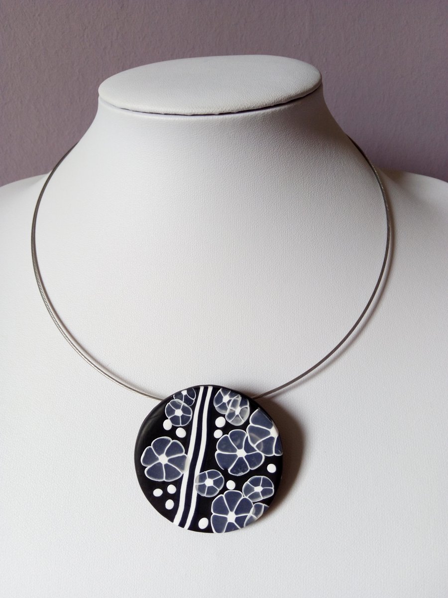 POLYMER CLAY NECKLACE -PENDANT - CHOKER -  FREE UK POSTAGE