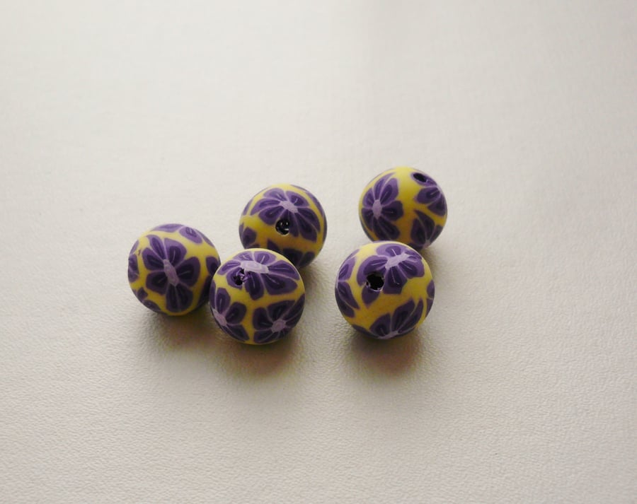 5 Yellow and Purple Round Clay Polymer Beads