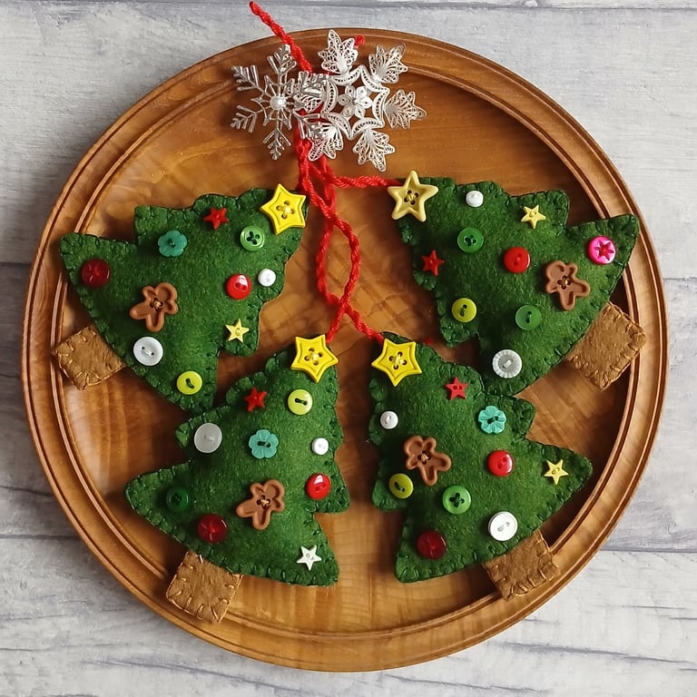 ONE Felt Christmas Tree Decoration, Felt Christmas Tree