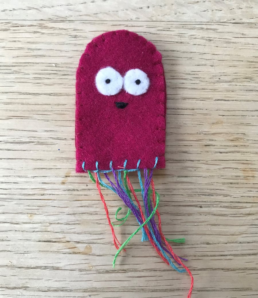 Jellyfish finger puppet