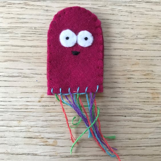 Jellyfish finger puppet