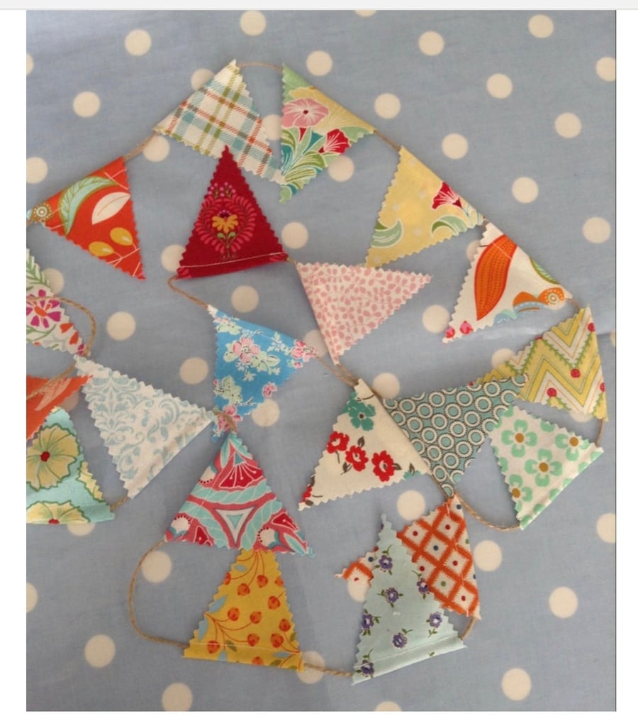 Teeny tiny mini bunting in cotton Fabrics 