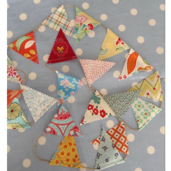 Teeny tiny mini bunting in cotton Fabrics 