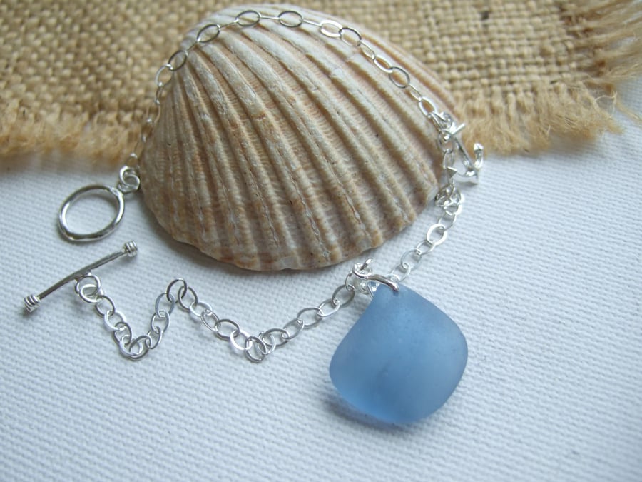 Scottish sea glass bracelet, mermaids tears bracelet, beach glass bracelet, blue