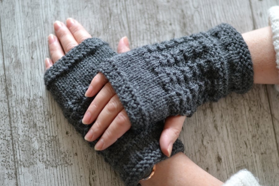 Fingerless Gloves Dark Grey Womens Aran Knitted 