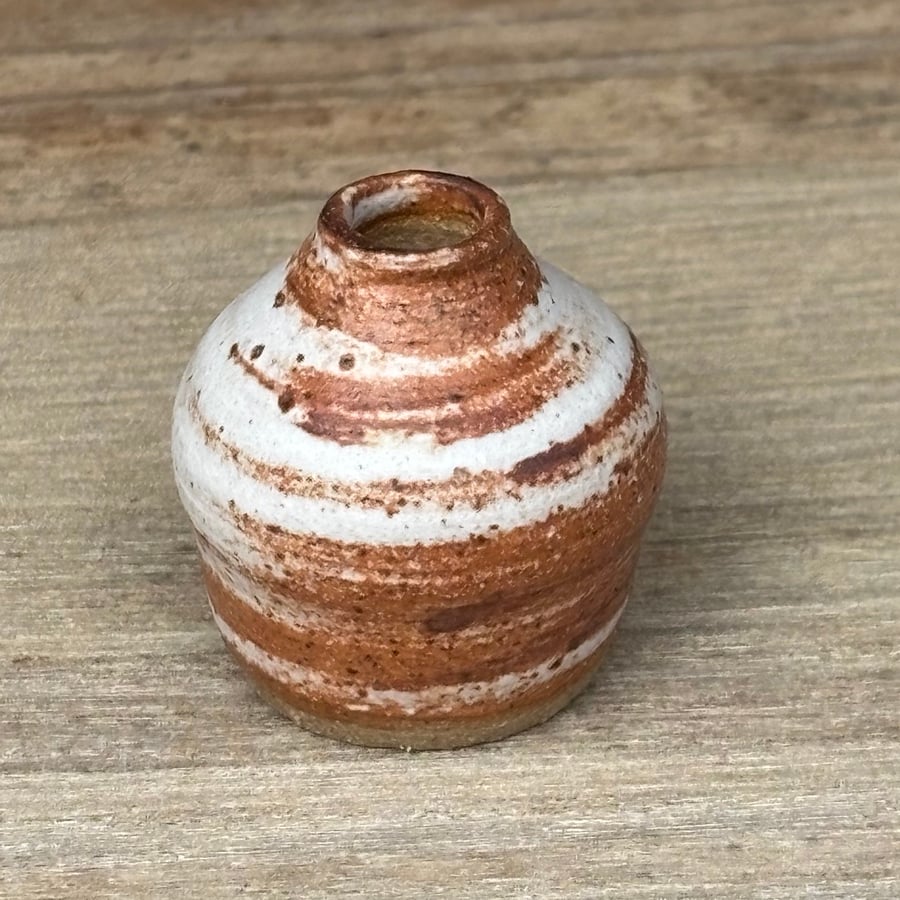 Teeny tiny vase