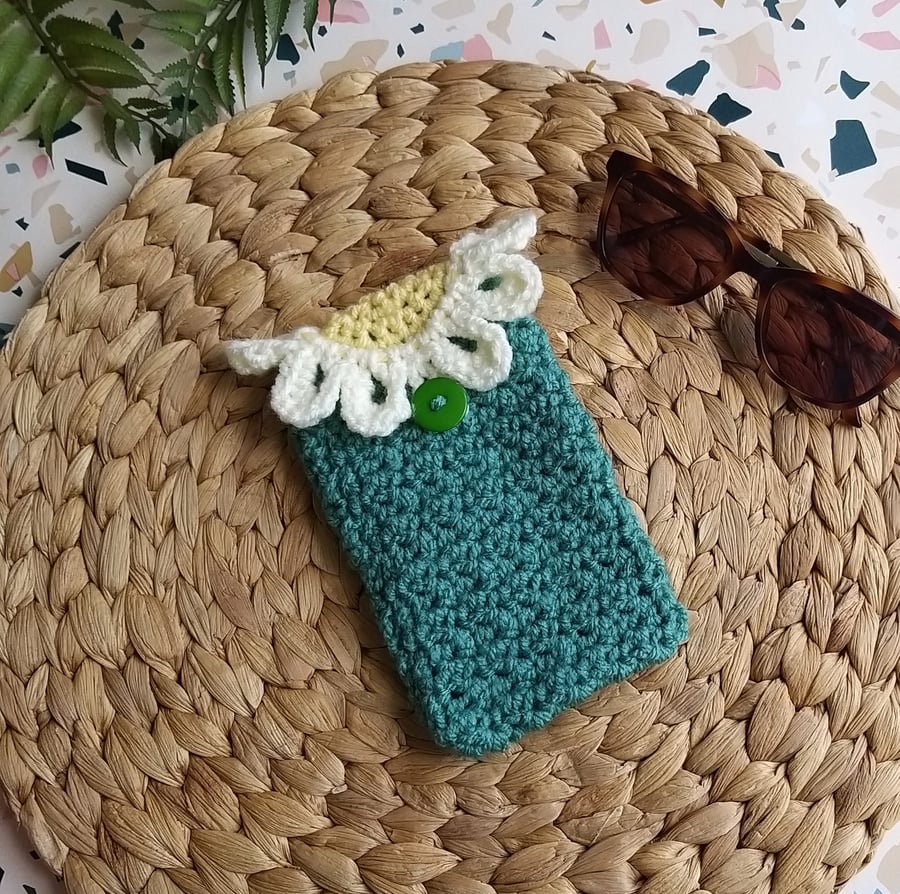 Crochet Sage Green & Daisy Detail, Glasses Case, Phone Case