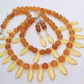 Topaz Crystals and Amber Dagger Bead Jewellery Set