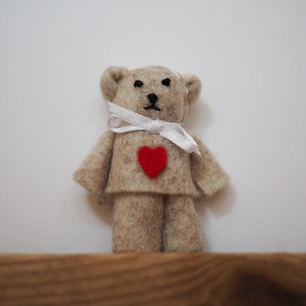 Heart teddy - tiny felt bear