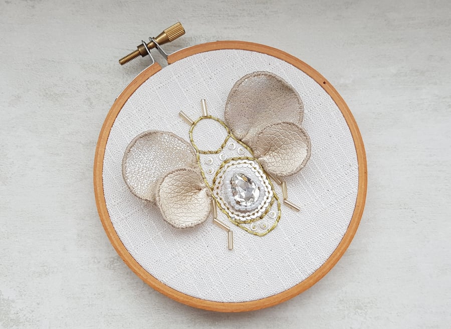 SALE Mini Bee Embroidery Hoop, Hand Embroidered Wall Art