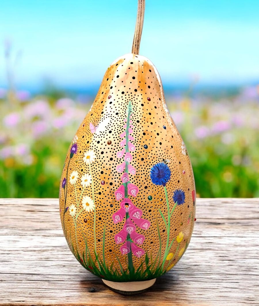 Wildflower Meadow Gourd Lamp