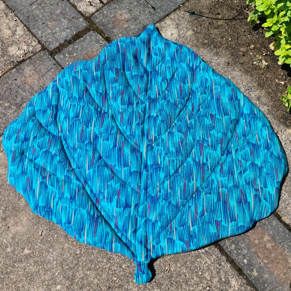 Aspen Leaf Mat - Blue Lines 