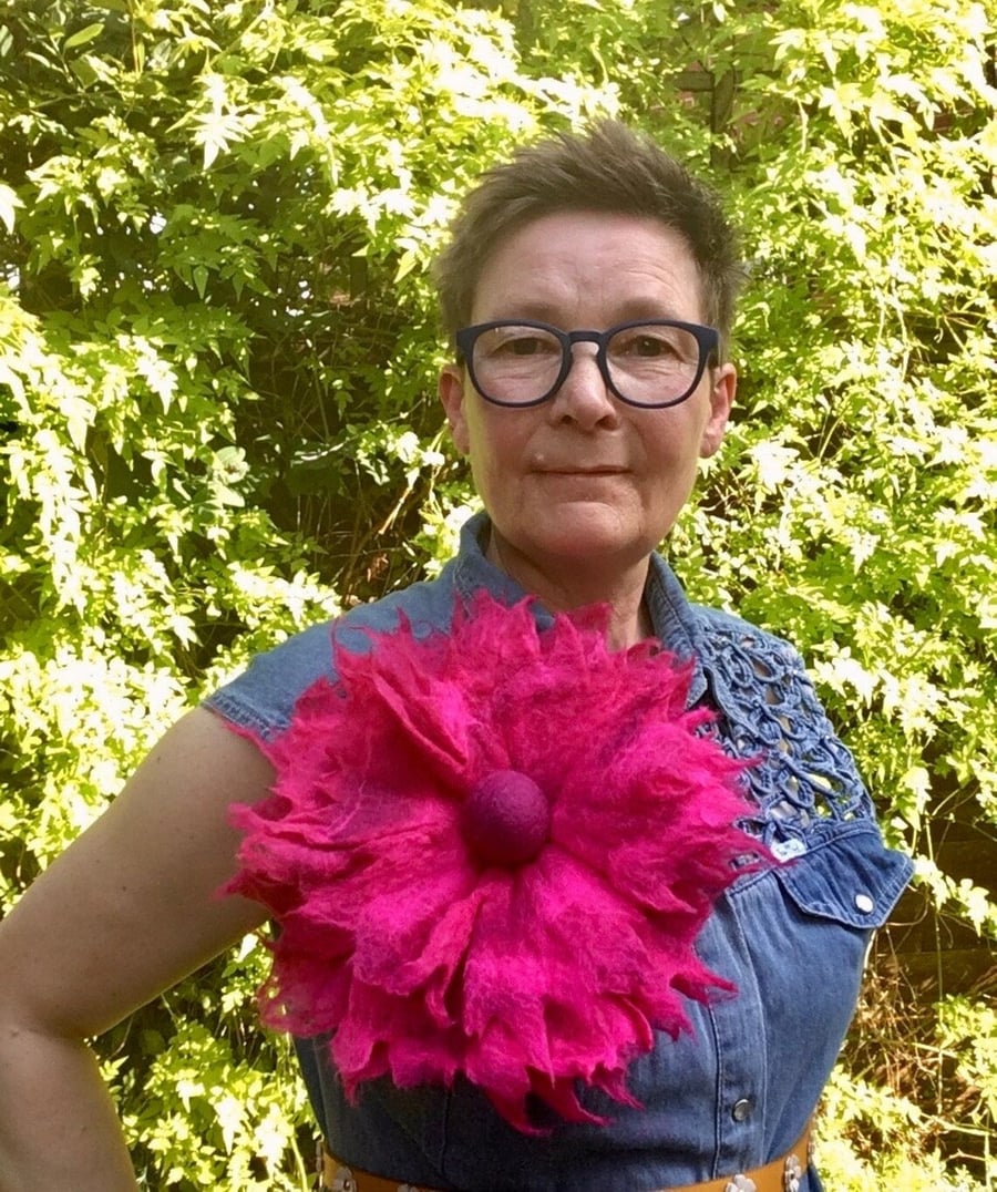 Handmade oversized felted flower brooch, pink, flower pin, flower corsage