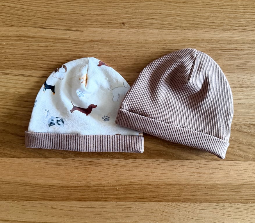 Newborn Baby Hats, Beanie hats. 2 PK. Ideal for the newborn baby 0-3mths - BE18
