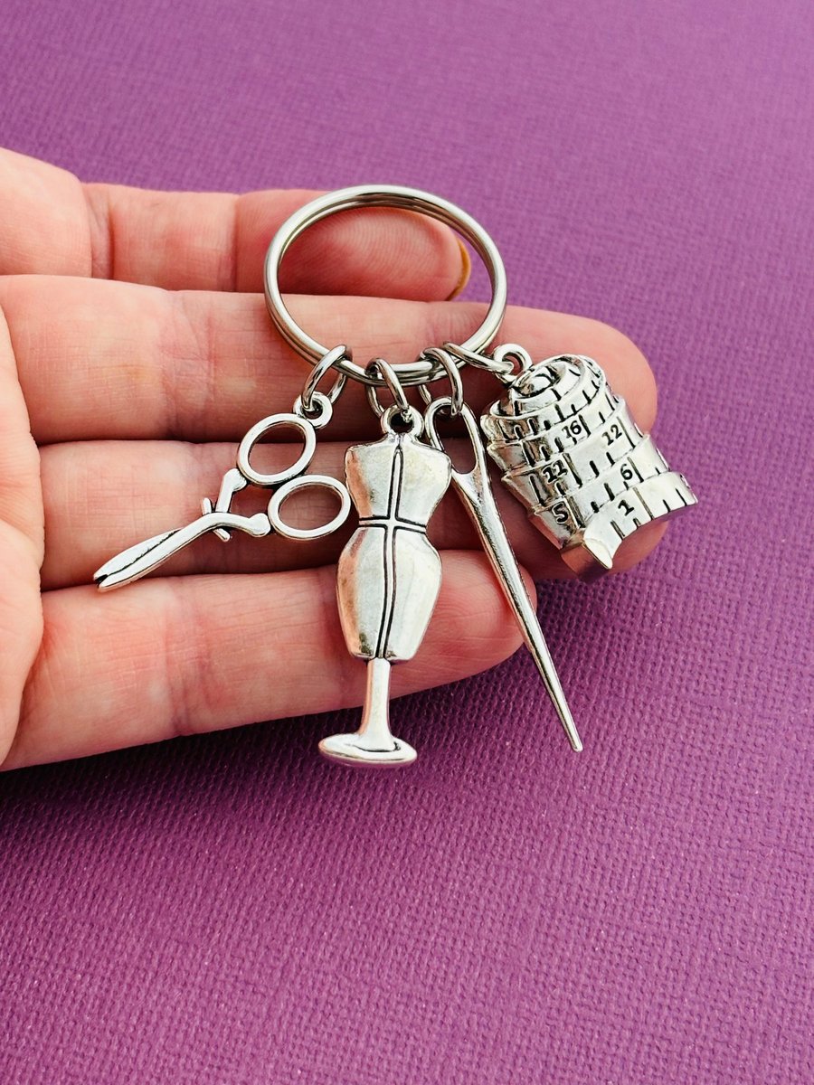 Tailor Sewing Keychain, Fashion Student Graduation
