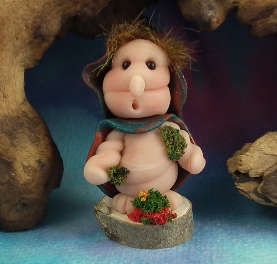 Tiny affable Earth Troll 'Solly' 2" OOAK Sculpt by Ann Galvin